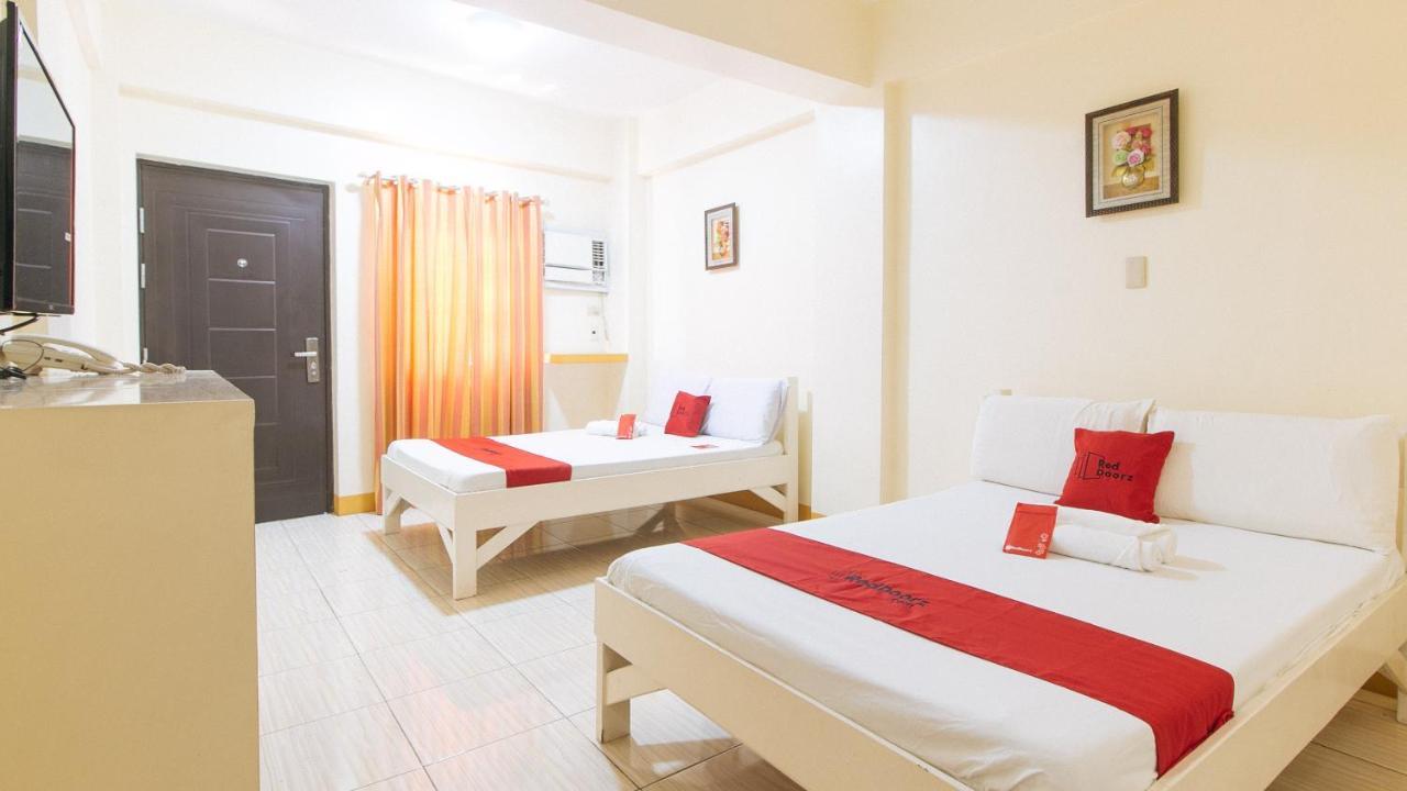 Reddoorz @ Golden Skye Hotel Guagua Εξωτερικό φωτογραφία