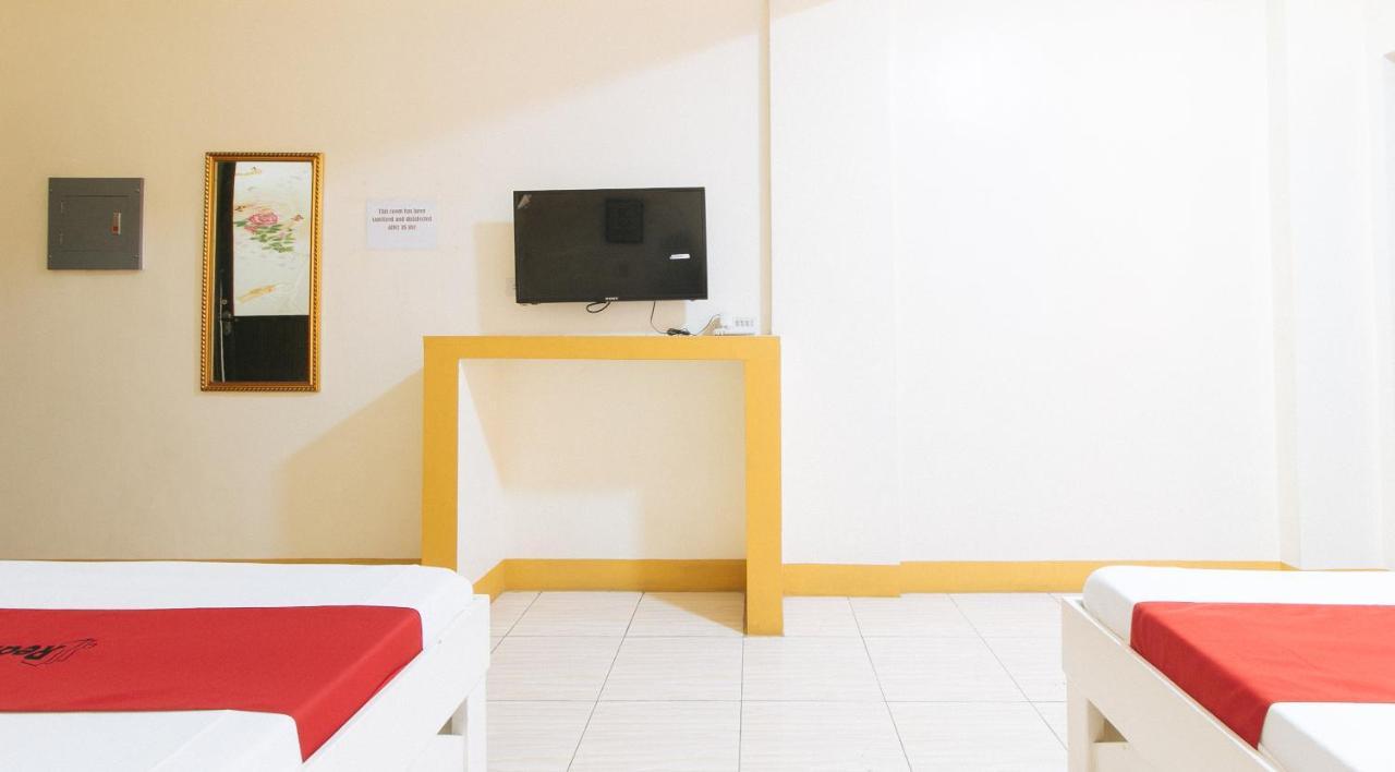 Reddoorz @ Golden Skye Hotel Guagua Εξωτερικό φωτογραφία