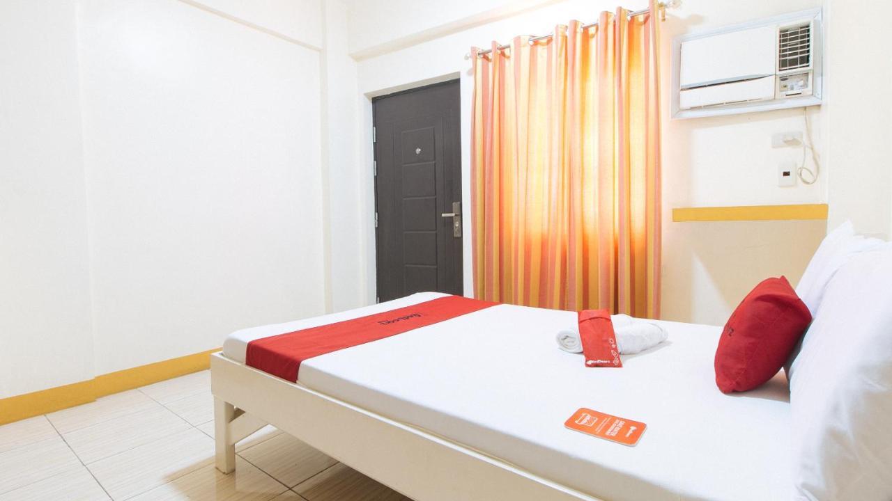 Reddoorz @ Golden Skye Hotel Guagua Εξωτερικό φωτογραφία