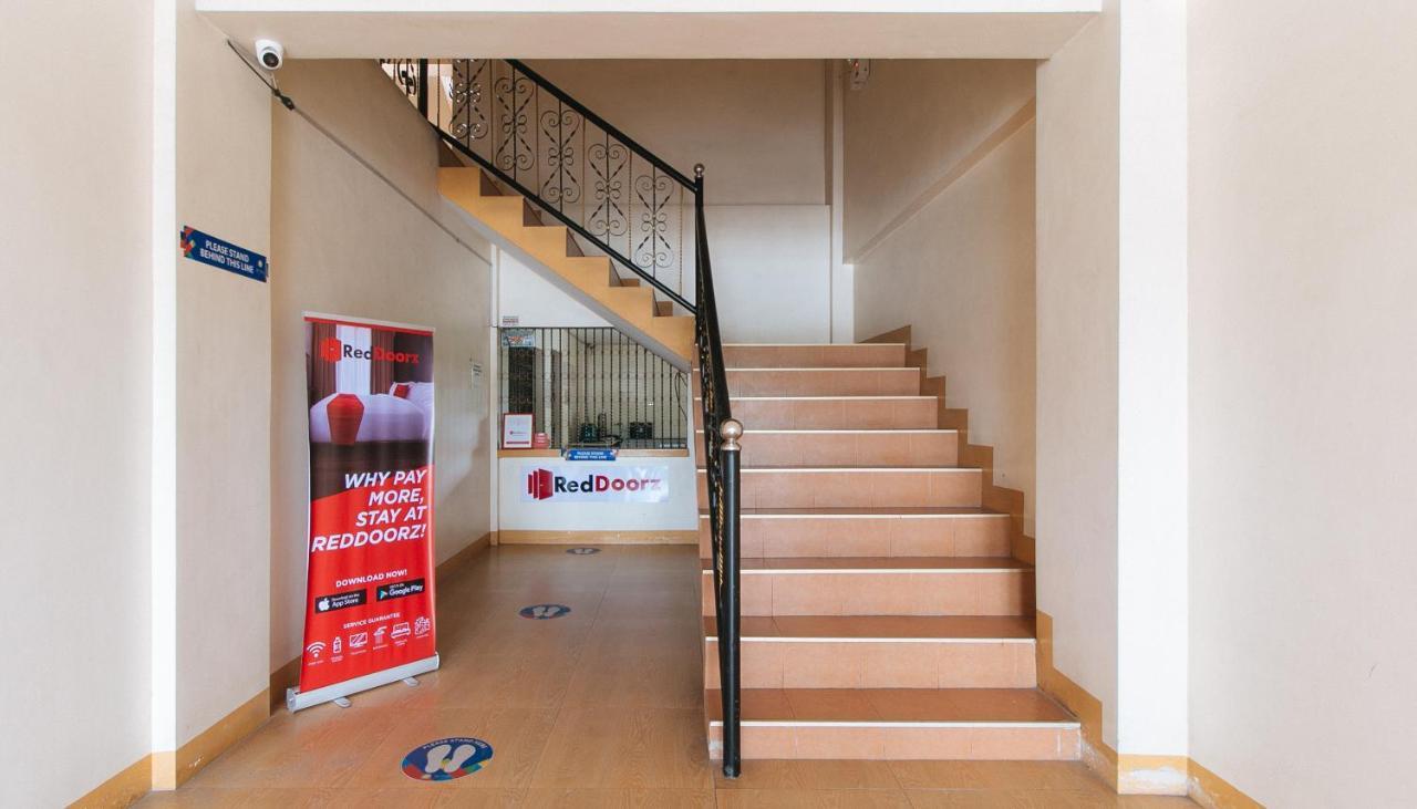 Reddoorz @ Golden Skye Hotel Guagua Εξωτερικό φωτογραφία